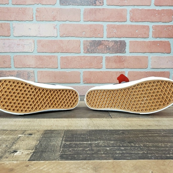 Vans Sk8-Hi Classic Tumble Black Shoes - Picture 8 of 8